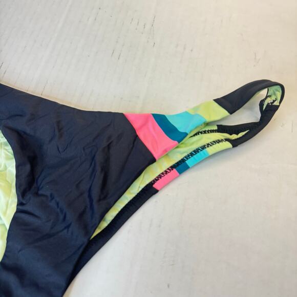 CITRUS Women's Hipster Bikini Bottom Black Colorblock Swimsuit NWT Size Small - Picture 4 of 8